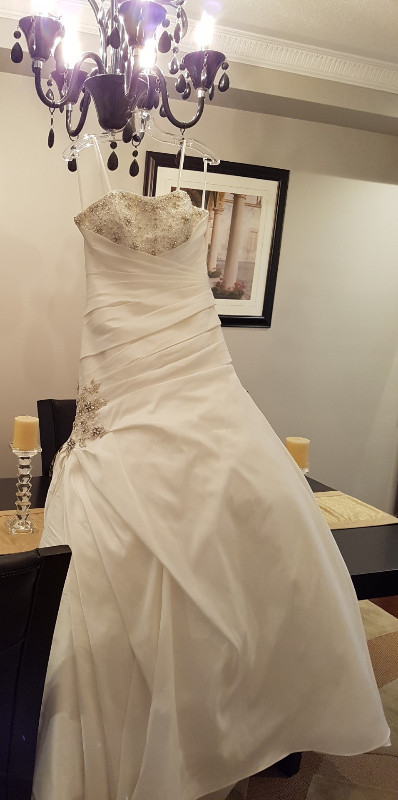 New Silk Wedding Gown Victoria Jane in Wedding in Markham / York Region - Image 2