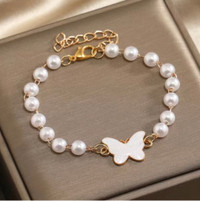 Cute Pearl Bracelet with ButterflyCharm