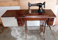 Antique Singer Threadle Sewing Machine