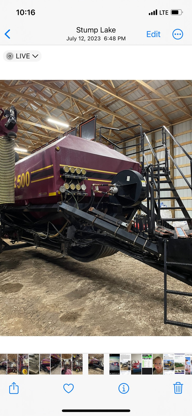 Reduced!2011 seedhawk 50ft with 500 TBT and 2300 gallon liquid   in Farming Equipment in Prince Albert