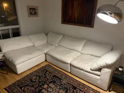 1 year old Structure Helio (Cloud couch) in great condition. Retail price: $2200+tax