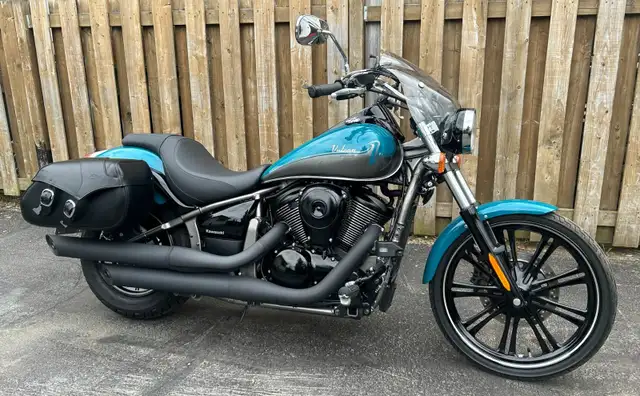 2022 Vulcan 900 Custom in Street, Cruisers & Choppers in Sudbury - Image 2