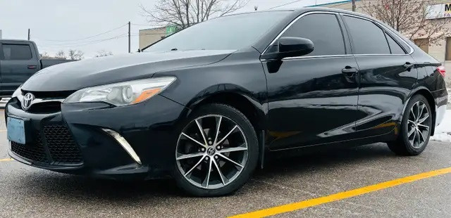 Toyota camry noire XSE 2016 full équipé 127K dans Autos et camions  à Laval/Rive Nord