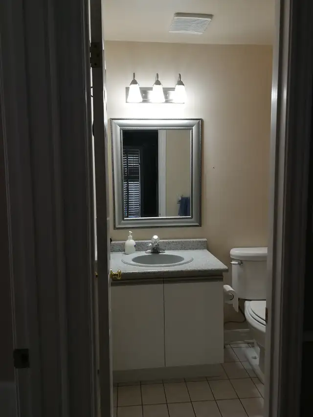 Room for rent63793686923395123