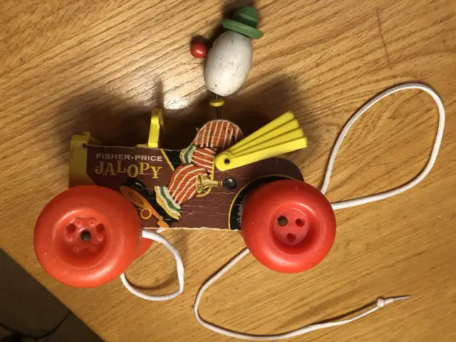 Vintage Fisher Price Jolly Jalopy Pull Toy (#724) in Toys & Games in Kitchener / Waterloo - Image 8