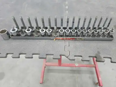 SOCKET SET, View more