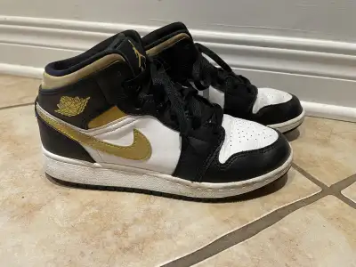 Air Jordan 4US 36Eur, View more