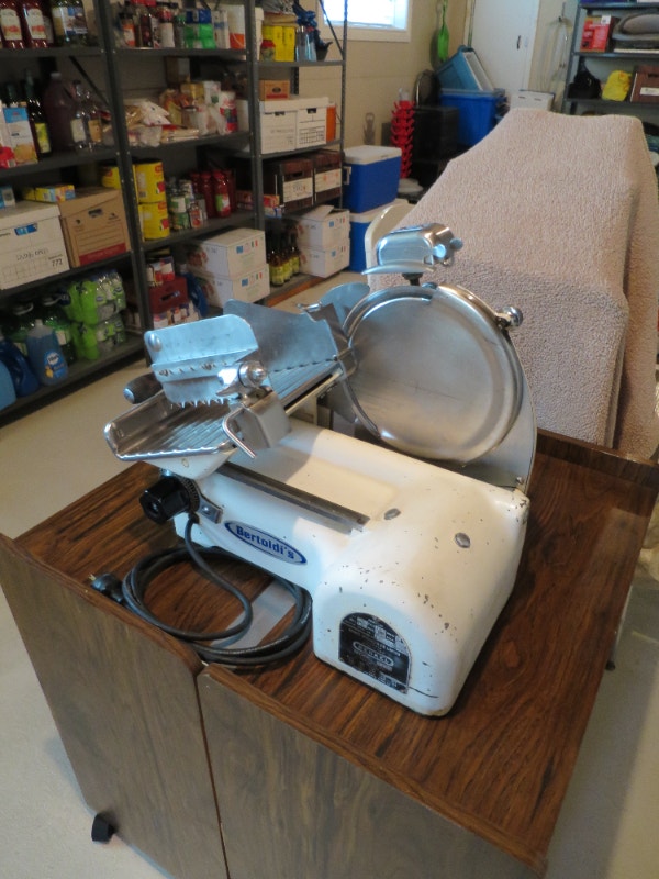 BERKEL MEAT SLICER Équipement de cuisine industrielle Laval/Rive