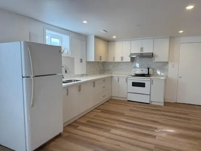 Modern 2-Bedroom Legal Walkout Basement |