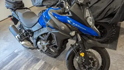 2020 Suzuki V-Strom 650 DL in excellent condition. Like new. Never dropped, no scratches, never ridd...