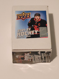 Upper Deck 2021-22 Série 1 Set  1-200