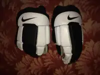 Vintage Mens Nike Fit Hockey Gloves 90s black / white Rare Good