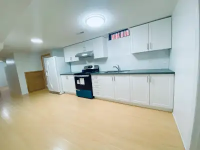 Private room for female in Scarborough
