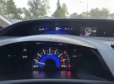 Selling my used 2014 Honda Civic, a reliable and efficient sedan with 286433 km. This Civic offers a...