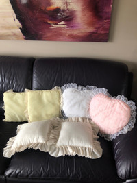 Accent pillows