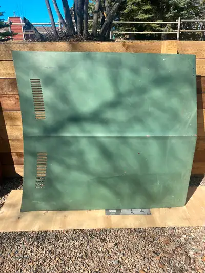 I have for sale various parts. New fuel tank to fit 1972 Challenger, can be used to fit other E bodi...