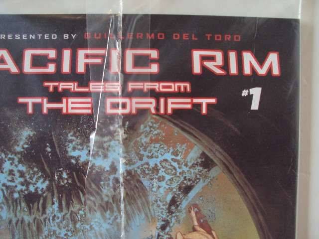 PACIFIC RIM TALES FROM THE DRIFT -  FIRST ISSUE 2015 in Comics & Graphic Novels in Barrie - Image 2