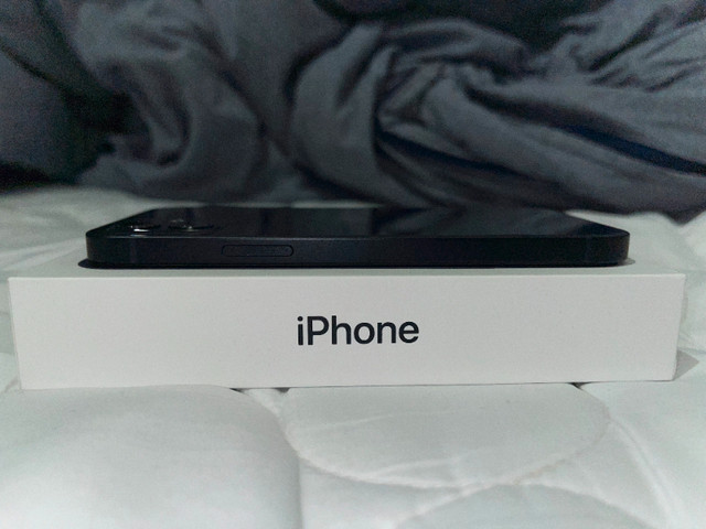 iPhone 12 - 64GB, Black in Cell Phones in Abbotsford - Image 2