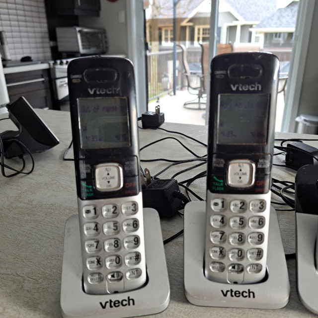 Lot de téléphone V-Tech - pour ligne cellulaire et résidentiel dans Téléphones résidentiels et répondeurs  à Victoriaville - Image 3