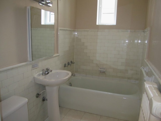 1 1/2 Available in NDG Monkland — photo 3