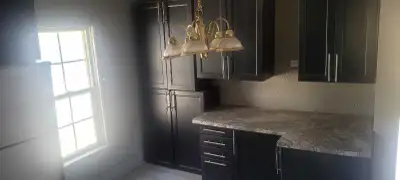 WELLAND UPSCALE ONEBEDROOM APT, View more