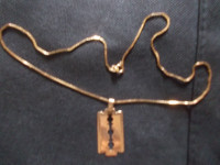 10 KT 'REAL' GOLD 20" SERPENTINE NECK CHAIN & RAZOR BLADE CHARM