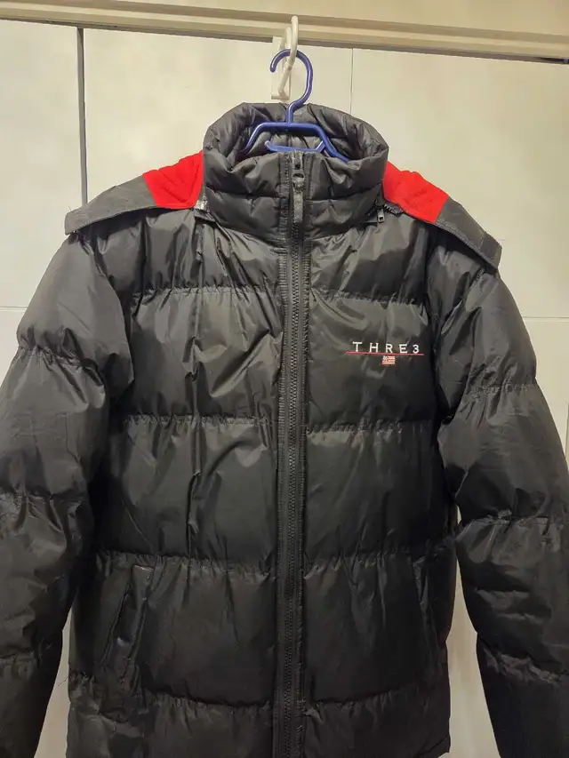 THRE3 Puffer Jacket in Men's in Laval / North Shore - Image 3
