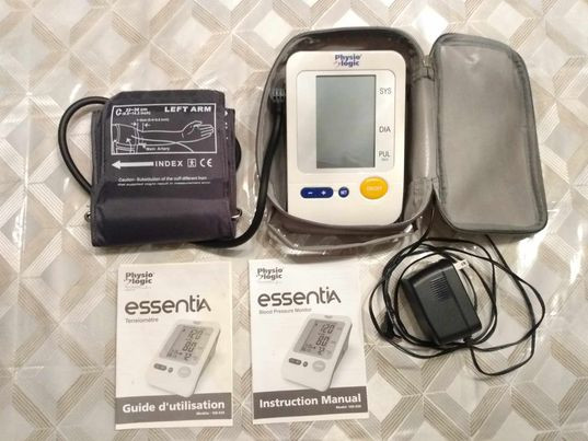 tensiomètre numérique Physio Logic essentiA blood pressure monit dans Santé et besoins spéciaux  à Longueuil/Rive Sud
