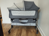 Baby Bassinets Bedside Portable Baby Crib with Storage Basket