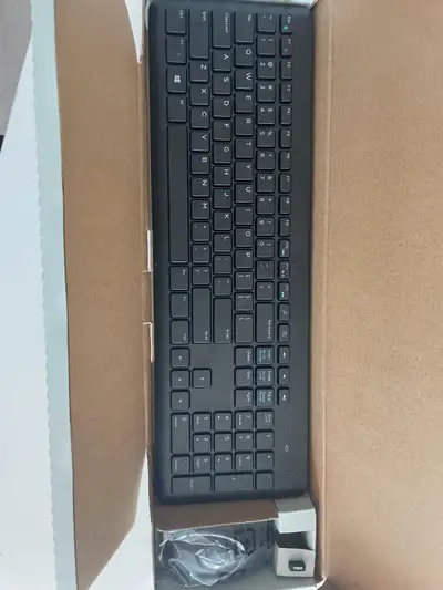 Dell KM117 Wireless Keyboard and Mouse, View more