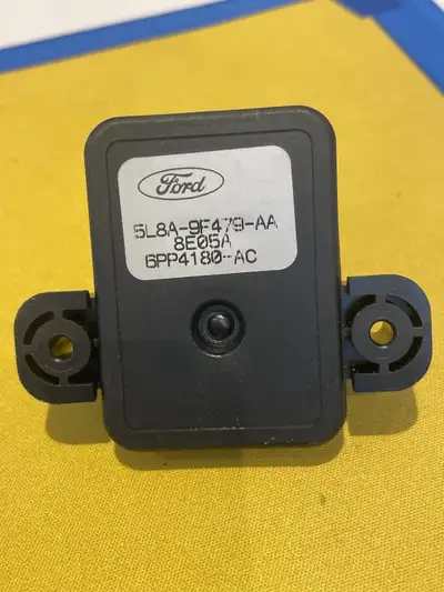 Ford part # 5L8A-9F479-AA 8E05A 6PP4180-AC