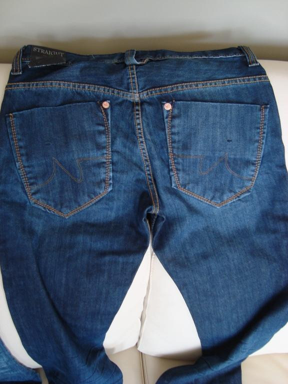 Men's Designer Jeans - 1 Pair -30"waist/34" length - Brand New in Men's in Kitchener / Waterloo - Image 2