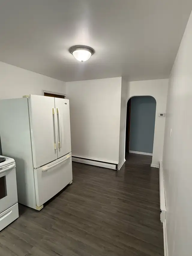 2 bedroom apartment  in Long Term Rentals in Sudbury - Image 8
