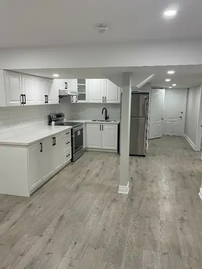 2 bedroom legal basement apartment available for rent November 1st Major intersection Mississauga ro...