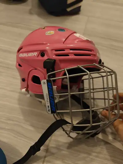 Bauer Hockey Helmet size medium, View more