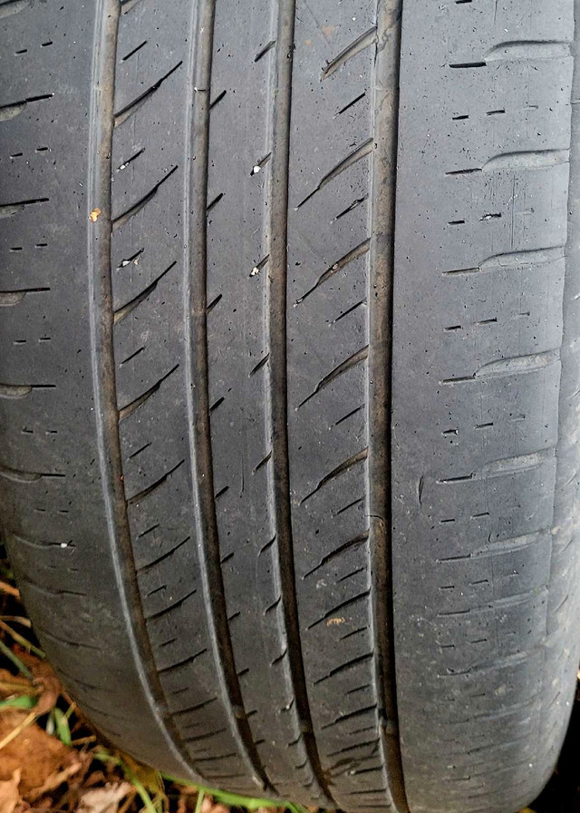 4 USED ALL SEASON TIRES AND RIMS 205 50 R17  in Tires & Rims in Thunder Bay - Image 3