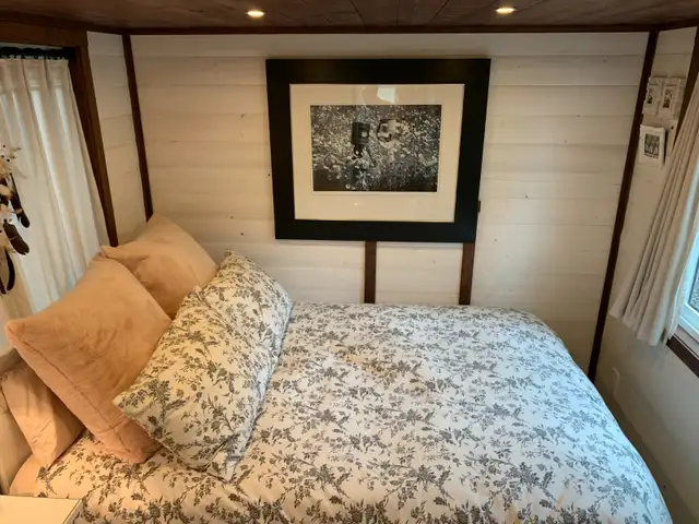 Tiny Home for Sale/ Lease in Other in London - Image 8