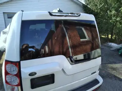 HATCH - $350. OTHER PARTS AVAILABLE.