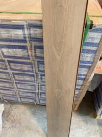 12mm Brown Water-resistant laminate flooring