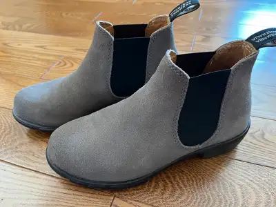 Blundstone 2173 - Women’s Elastic Sided Ankle Boots, View more