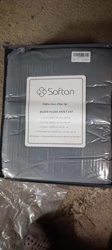 Queen sheet set., View more