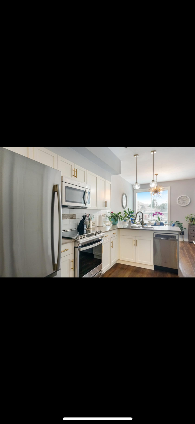 2 bed 2 bath, recently updated townhome for rent in Long Term Rentals in Kitimat - Image 10