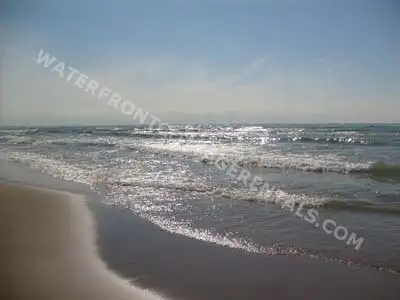 Executive Beachfront Cottage - Lake Huron - Ipperwash Beach in Ontario in Canada - Image 3