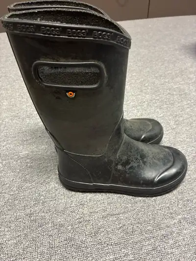Bogs RainBoots Youth Size 3, View more