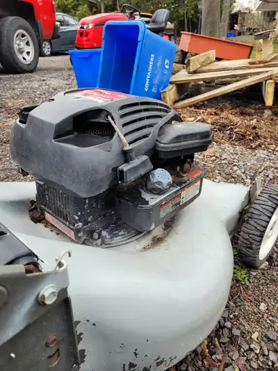 Selling a craftsman briggs and stratton push mower. Bought it off facebook marketplace and used for...