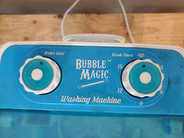 Machine à laver Bubble Magic bleue dans Autre  à Sherbrooke - Image 3