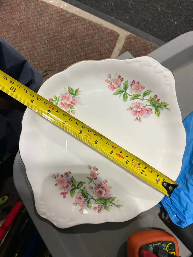 Royal Albert Evesham Serving Plate527575094333296642