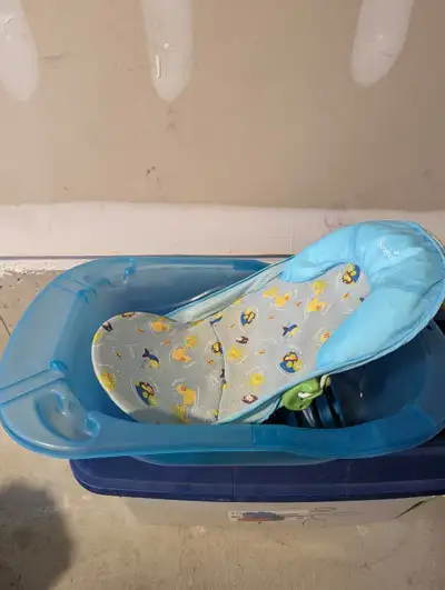Baby's bath , View more