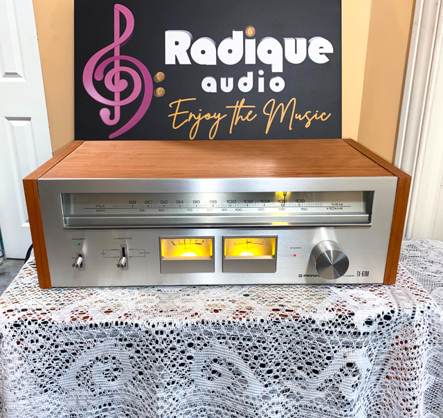 Pioneer Vintage AM/FM Stereo Tuner in Cherry	TX-6700 in Stereo Systems & Home Theatre in Ottawa - Image 2
