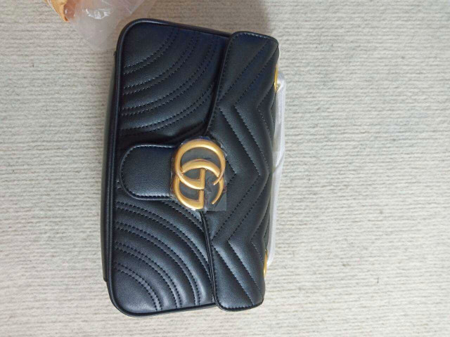 Gucci  Marmont small shoulder bag in Jewellery & Watches in Oshawa / Durham Region - Image 2